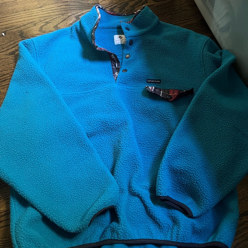 Southern Proper pullover